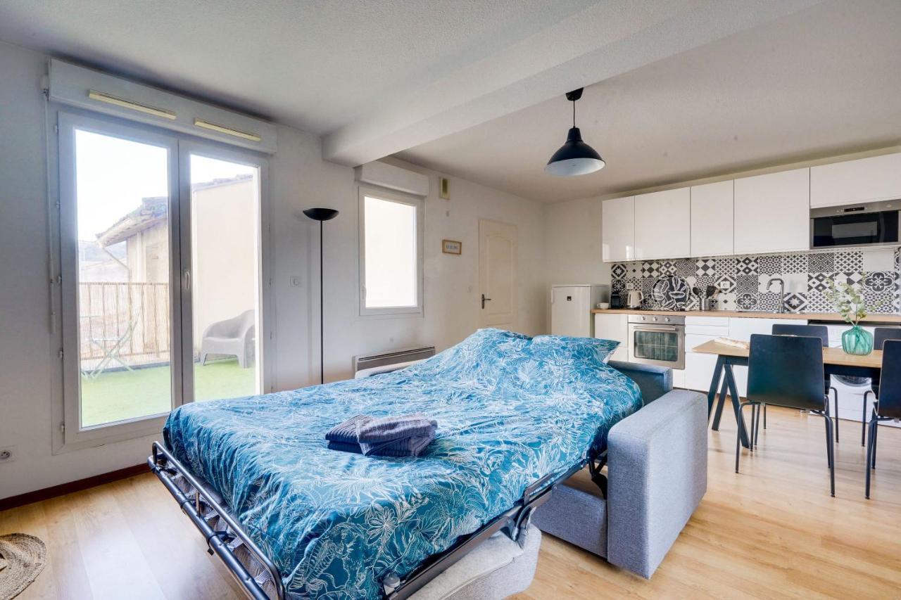 Apt De 30 M2 - 5 Min De Bordeaux - Terrasse - Parking Cenon Luaran gambar
